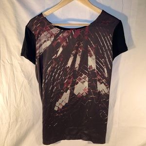 Black Olsen t-shirt with maroon and silver modern design